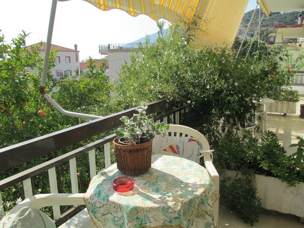 Hotel Nick House Plomari Exterior foto