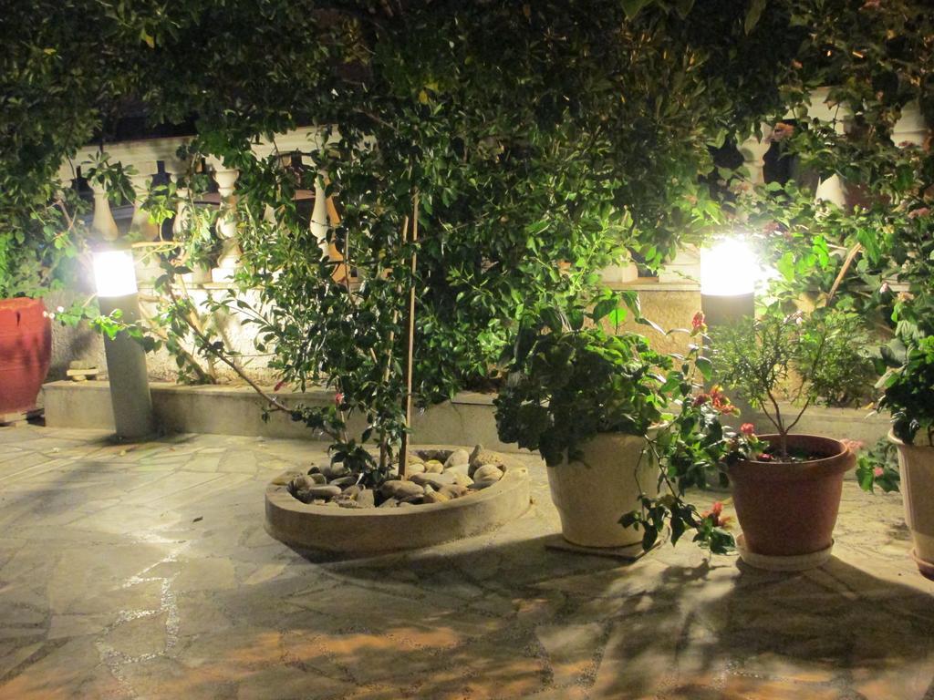 Hotel Nick House Plomari Exterior foto